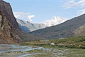 The road from Leh to Manali 